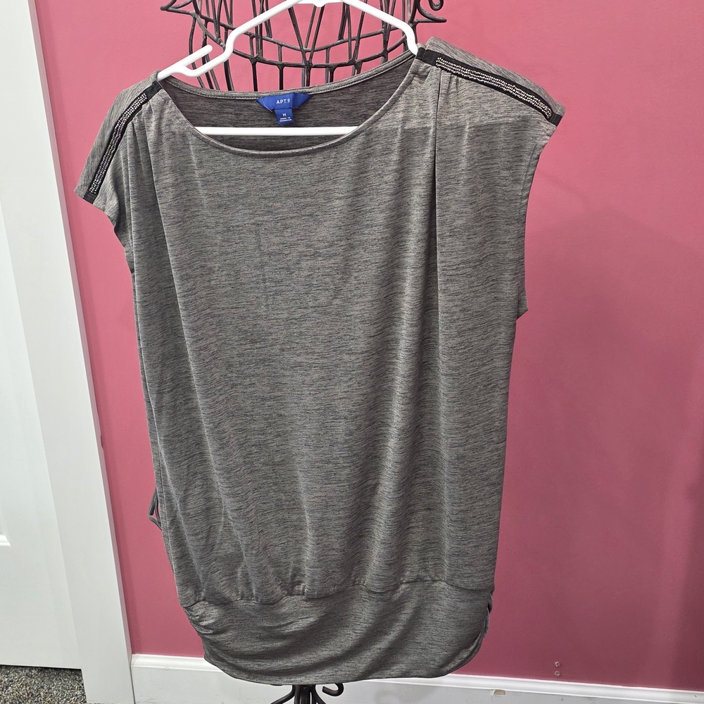 Embellished, Cap Sleeve Tshirt With Banded Bottom